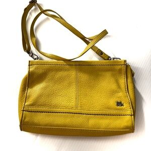The Sak Iris demi yellow shoulder bag
